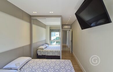 Imagem 7: Apartamento para Venda com 75 Metros Quadrados com 2 Quartos em Centro - Florianópolis