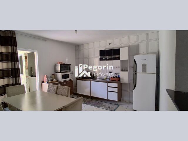 Imagem 14: Sobrado à venda em Colombo, Palmital, com 4 quartos, 170,00m²
