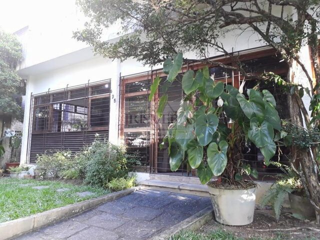 Imagem 2: CASA______ Casa com 6 dormitórios