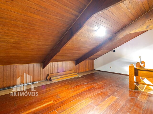 Imagem 10: RR10536 Casa 350m² RESIDENCIAL 6 - OPORTUNIDADE - 4 Suítes 4 Vagas - Santana de