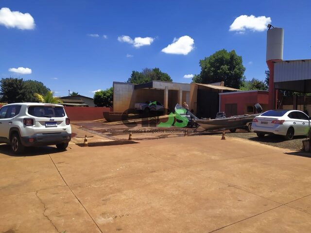 Imagem 6: LAVA JATO bem ESTRUTURADO, PRÉDIO PRÓPRIO de 1.250m² e ESTACIONAMENTO, carteira fixa