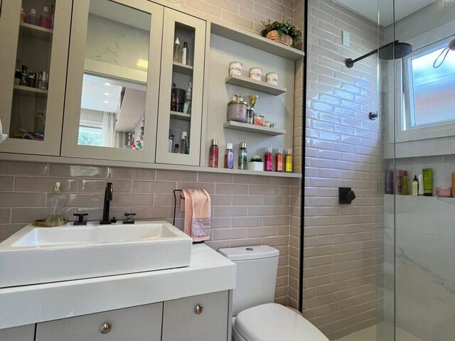 Imagem 7: Casa em Condomínio com 4 Dormitorio(S) Localizado(A) no Bairro Rio do Meio em Itajaí