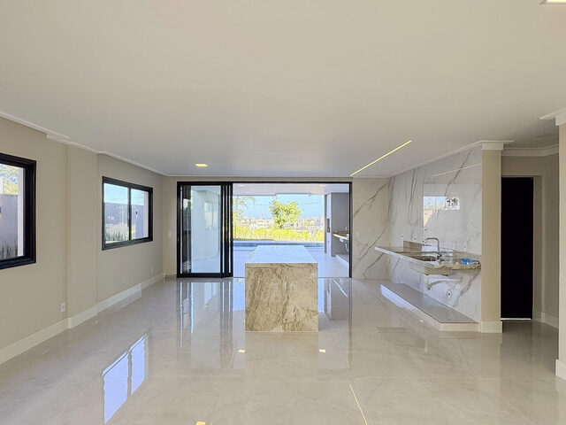 Imagem 5: Casa Duplex, Reformada, 5 Quartos, 4 Suítes, 3 Vagas