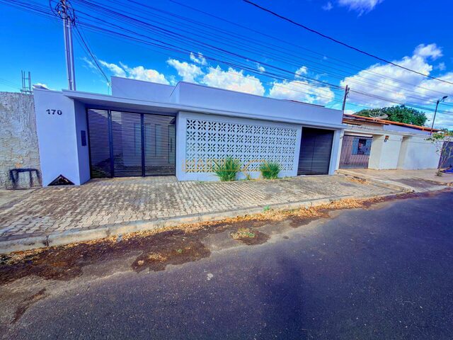 Imagem 10: Casa à venda no bairro Santiago - Araguari/MG