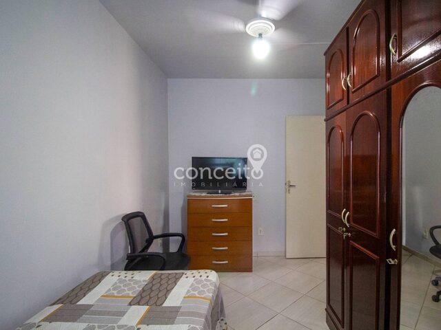 Imagem 9: Casa Semimobiliada com 4 Dormitórios na Velha!