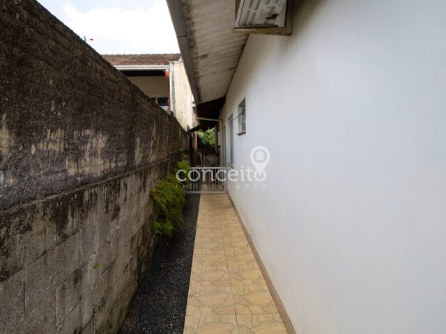 Imagem 15: Casa Semimobiliada com 4 Dormitórios na Velha!