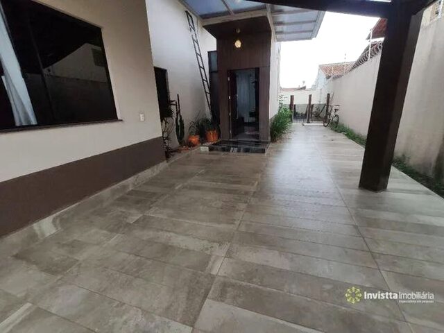 Imagem 5: Casa com 3 Dormitórios À Venda, 250 M² por R$ 850.000,00 - Plano Diretor Norte