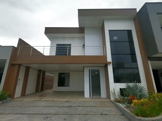 Imagem: Casa Duplex para Venda com 275M² com 3