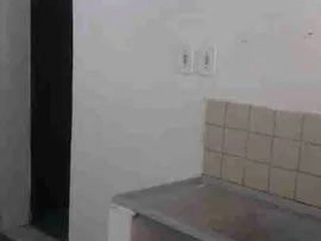 Imagem 5: Alugo Kitnet Quarto com aluguel por R$550 /mês