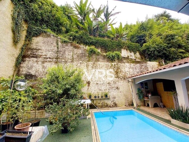 Imagem 1: Casa com 3 Dormitórios À Venda, 287 M² por R$ 1.200.000,00 - Várzea - Teresópolis/Rj