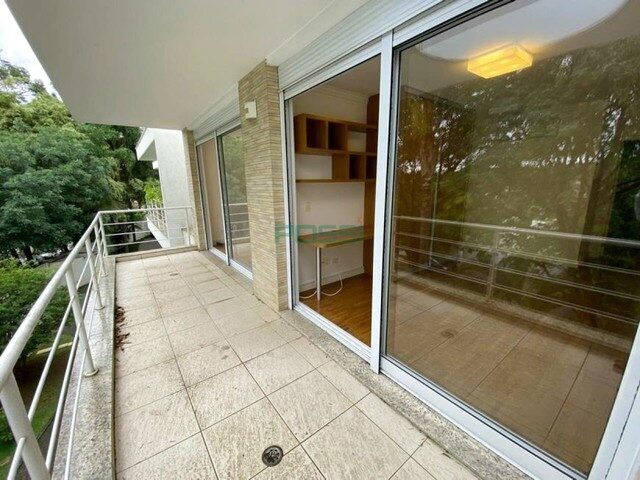 Imagem: Casa de Condomínio com 4 Quartos, 7 Banheiros