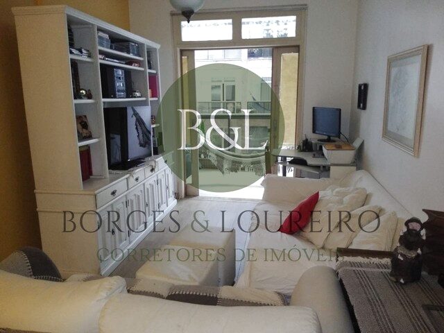 Imagem: O apartamento possui 3 Dormitórios, 1 Suíte, 3 Banheiros,