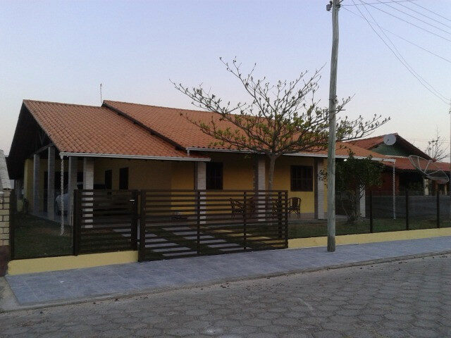 Imagem: Alugo/Vendo Casa na Praia de Jaguaruna