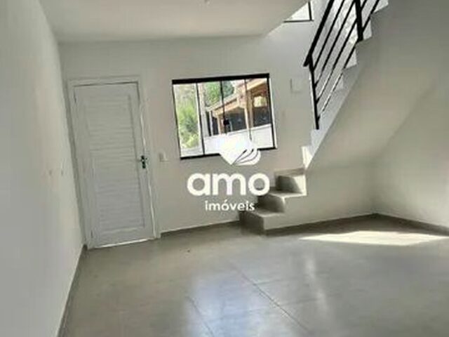 Imagem 2: Casa À Venda, 2 Quartos, 1 Vaga, Primeiro de Maio - Brusque/Sc
