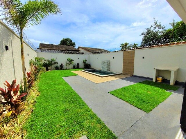 Imagem 13: Imóvel com 03 Suítes. Piscina, 160m² de Área, 2 Vagas na...
