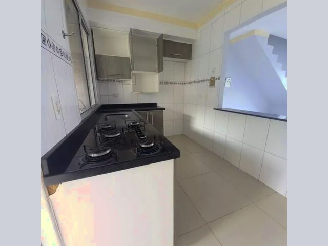 Imagem 4: Casa de Condomínio para Aluguel com Piscina