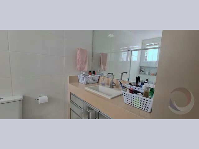 Imagem 11: Apartamento para Venda Possui 171 Metros Quadrados com 3 Quartos em Centro