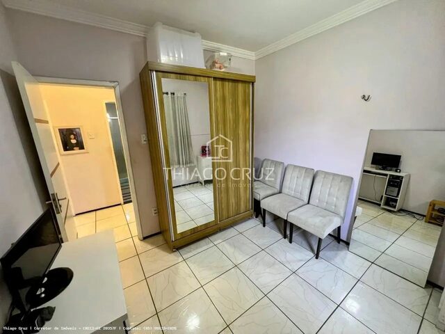 Imagem 2: Apartamento para Venda em Fortaleza, Maraponga, 3 Dormitórios, 1 Suíte, 1 Banheiro, 2