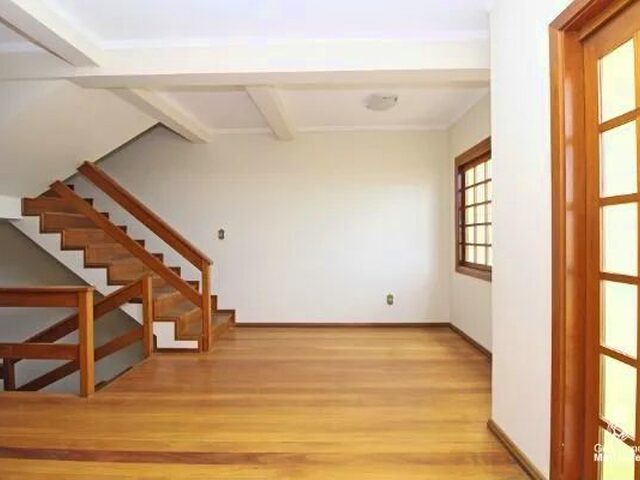 Imagem 15: Casa para Venda - 216M², 3 Dormitórios, Sendo 2 Suites, 2 Vagas - Altos do Ipê
