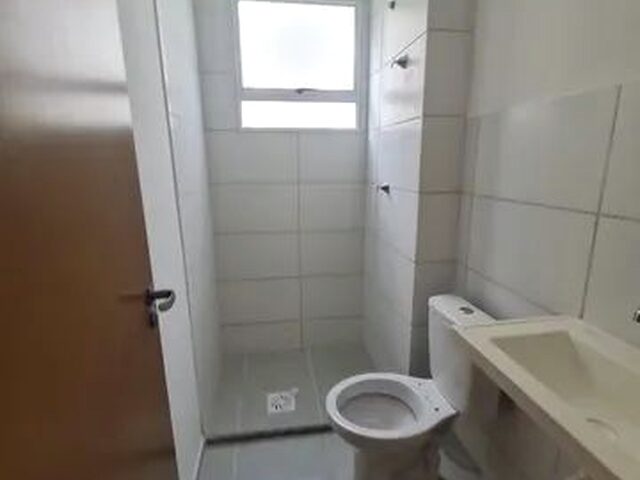 Imagem 9: Alugo Apto Algarve- com Varanda e Elevador