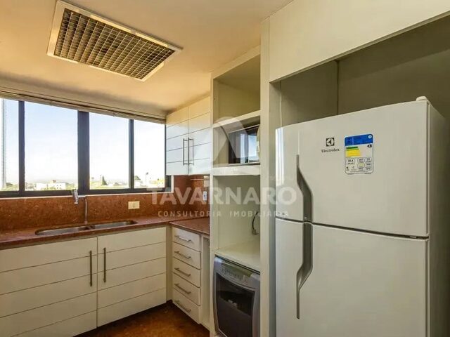 Imagem 8: Apartamento Espaçoso e Sofisticado no Edifício Ravenna: 2 Dormitórios, Suíte Com