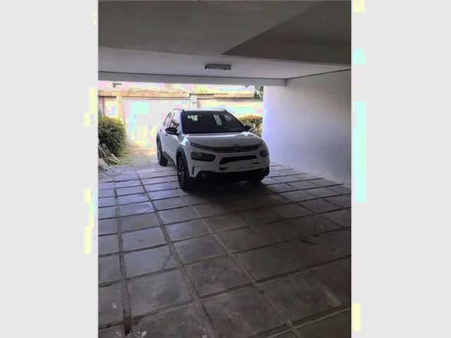 Imagem 8: Vendo Excelente Casa com 4 Dormitórios, 2 Andares