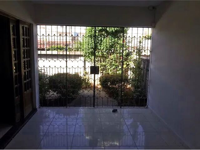 Imagem 9: Vendo Excelente Casa com 4 Dormitórios, 2 Andares