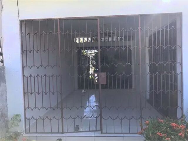 Imagem 5: Vendo Excelente Casa com 4 Dormitórios, 2 Andares