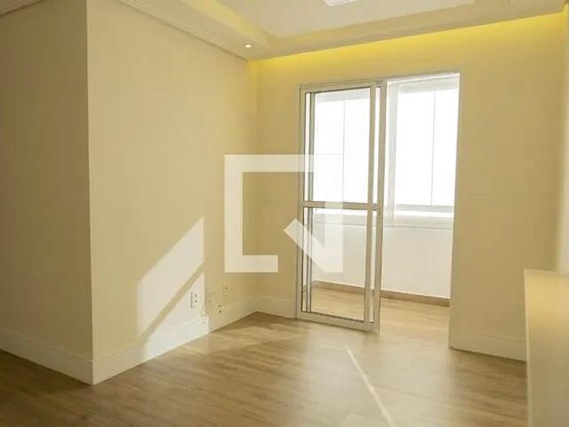 Imagem: O apartamento possui 2 Dormitórios, 1 Banheiro, 1 Vaga na