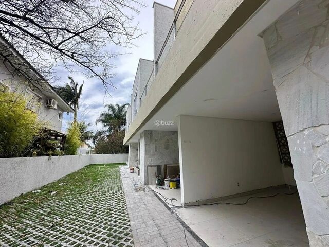 Imagem 15: Casa Nova a Venda no Campeche de 3 Dormitórios Sendo 1 Suite Dentro de Loteamento