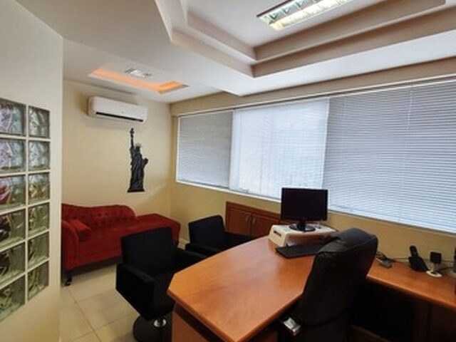 Imagem 2: Sala / Escritório Mobiliado para Venda em Centro - Canoas - Rs