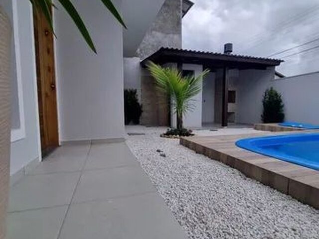 Imagem 12: Casa para Venda Possui 100 Metros Quadrados com 2 Quartos em Centro - Garopaba - Sc
