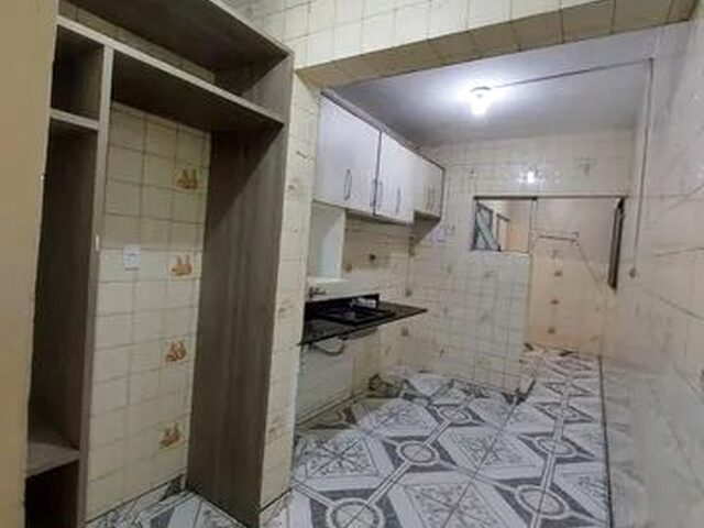 Imagem 8: Apartamento para Aluguel Possui 66 Metros Quadrados com 2 Quartos em Compensa - Manaus - A