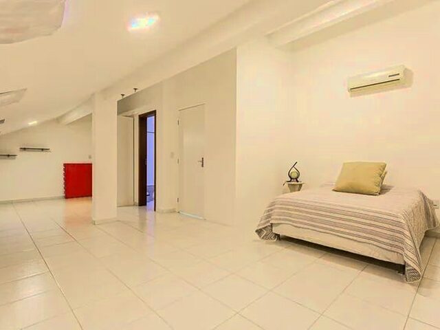 Imagem 15: Apartamento de 4 Dormitorios no Canto da Lagoa