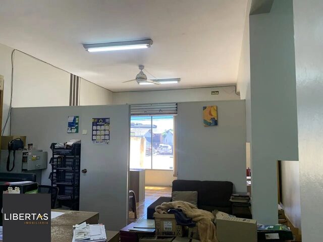 Imagem 16: Loja em Centro Galpão / depósito com 3 vagas na garagem