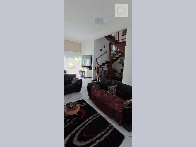 Imagem 5: Casa 3 Dormitórios em Concomínio Fechado
