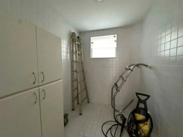 Imagem 10: Imóvel para Aluguel com 420 Metros Quadrados com 4 Quartos em Castelo - Belo Horizonte