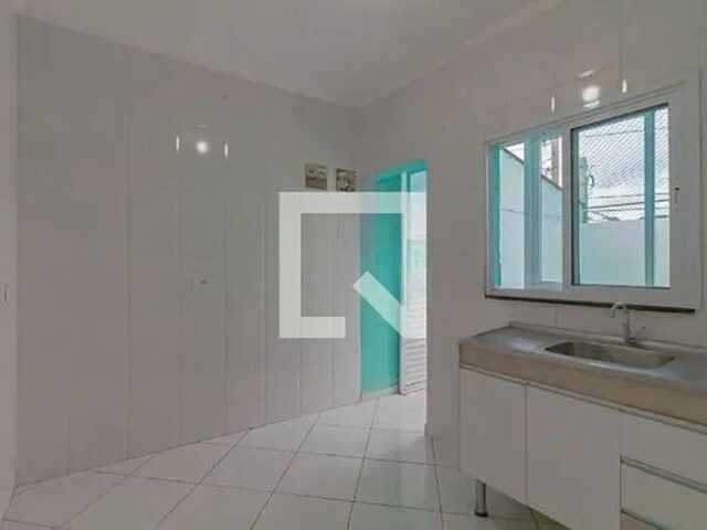 Imagem 2: Casa para Aluguel - Parque das Nações, 2 Quartos, 71 M2