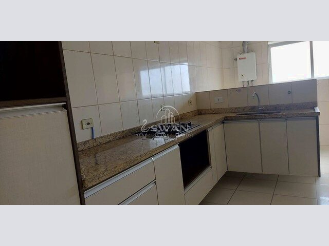 Imagem: O apartamento possui 3 Dormitórios, 1 Suíte, 2 Banheiros,