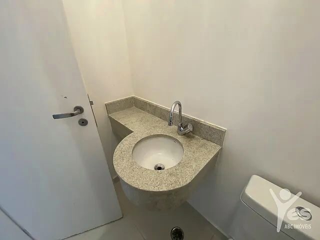 Imagem 2: Cód.: 9742 - Apartamento com 03 Dormitórios e 03 Suítes