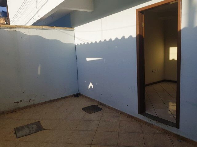 Imagem 6: Casa para Aluguel com 2 Quartos em Lagomar - Macaé - Rj