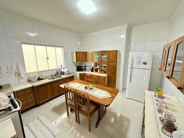Imagem 7: Sobrado Belvedere -5 Quartos Sendo 2 Suítes, Uma Master, 330 M2 de Área Construída