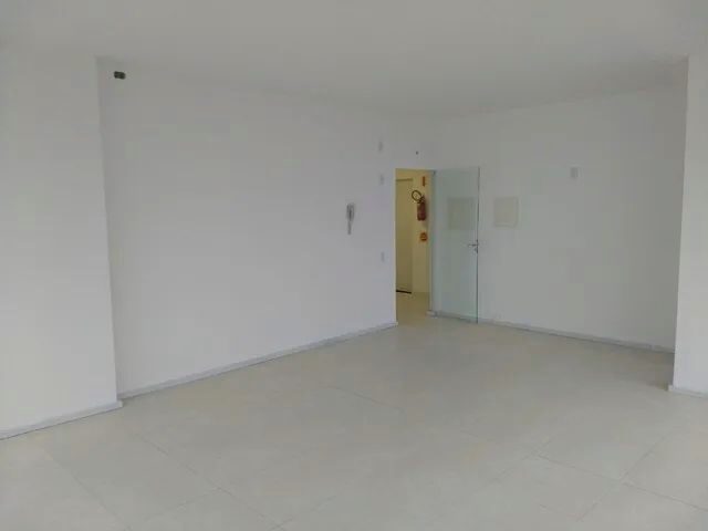 Imagem 3: Sala Comercial para Venda em Florianópolis, Centro, 1 Banheiro