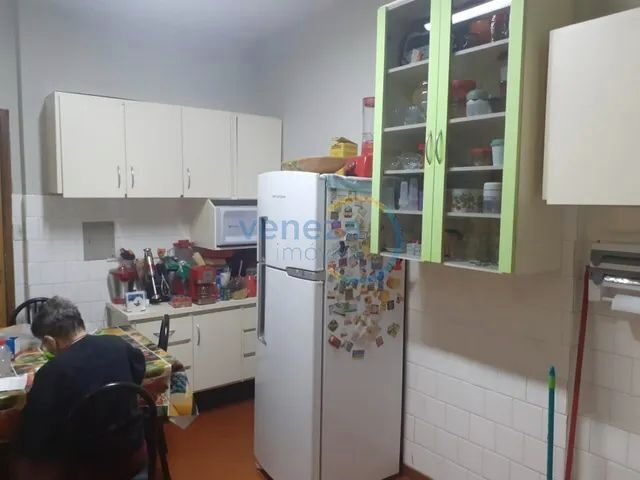 Imagem 8: Apartamento com 2 Quartos À Venda por R$ 185000.00, 81.07 M2 - Centro - Londrina/Pr