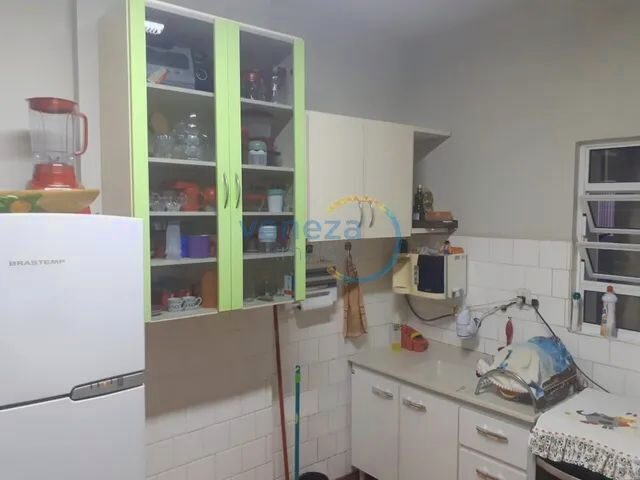 Imagem 4: Apartamento com 2 Quartos À Venda por R$ 185000.00, 81.07 M2 - Centro - Londrina/Pr