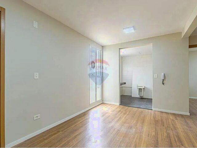 Imagem 7: Apartamento À Venda com 45M², 2 Quartos e 1 Vaga de Garagem no Bairro Abranches, Em