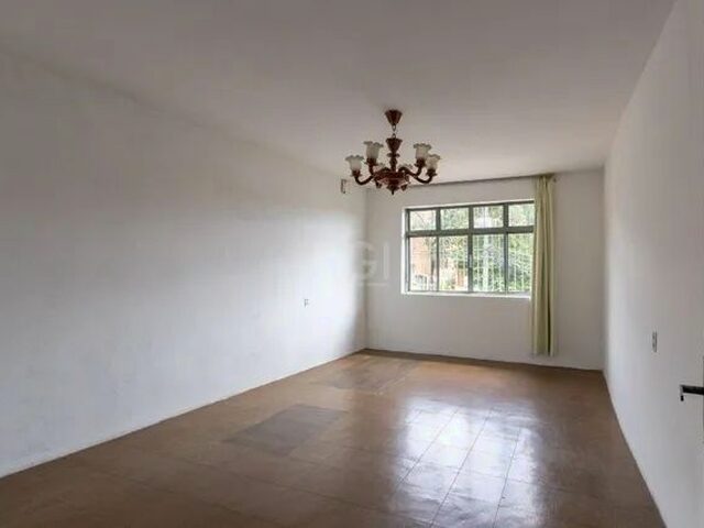 Imagem 16: Casa para Venda - 220M², 3 Dormitórios, Sendo 2 Suites, 2 Vagas - Coronel Aparício