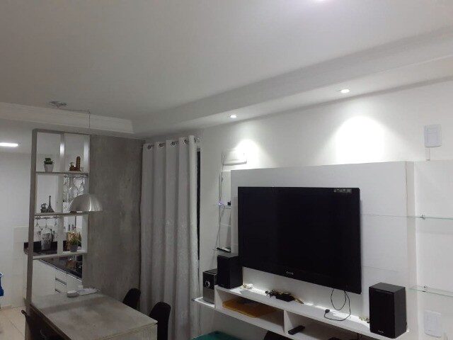 Imagem: O apartamento possui 2 Dormitórios, 1 Banheiro, 1 Vaga na