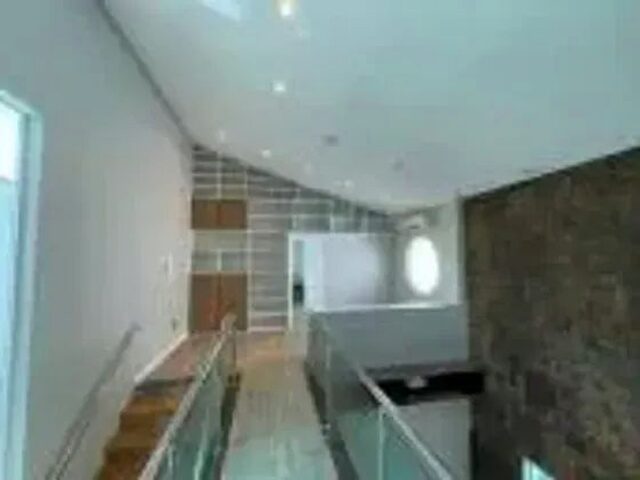 Imagem 12: Casa Duplex de Alto Padrão com 300M² 3 Suítes Amplas e Climatizadas, Sala Espaçosa