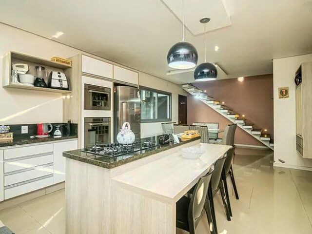 Imagem 4: Sobrado com 4 Dormitórios À Venda, 240 M² por R$ 750.000,00 - Americana - Alvorada/Rs